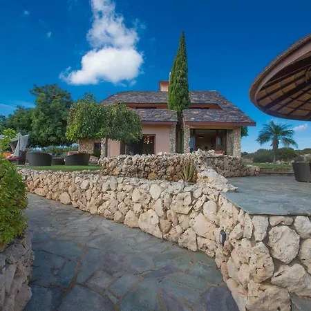 Othelo Villa