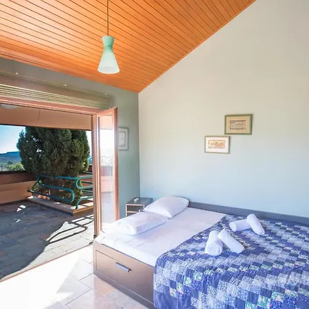 Othelo Villa Ayía Nápa